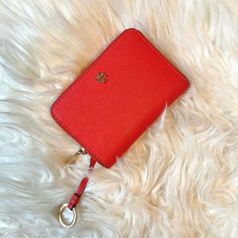 Tory Burch Zip Wallet
